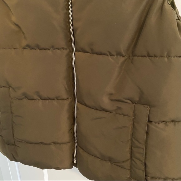 Olive Green Puffer Vest - Picture 2 of 5